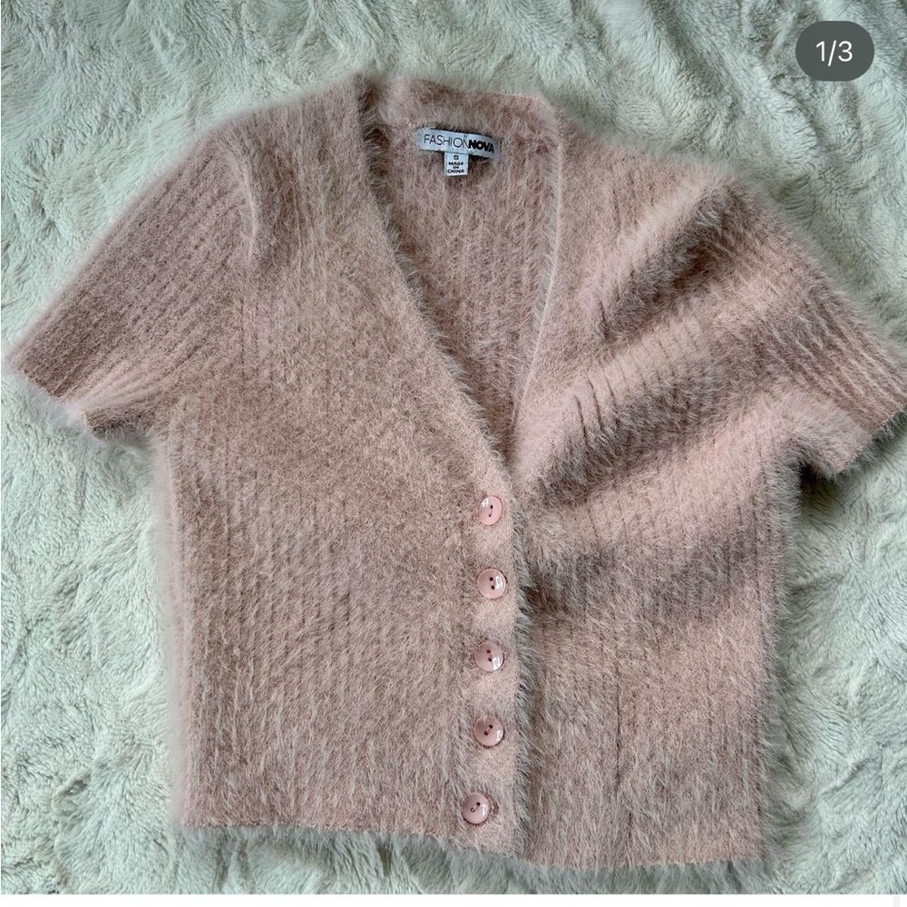 Fuzzy pink cardigan cropped